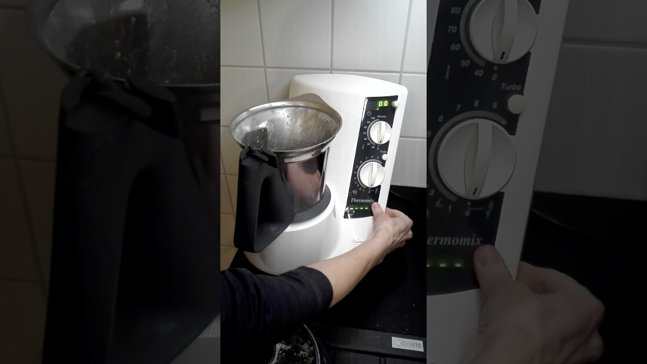 Dinkelvollkornteig für Baguette und Brötchen, TM21, Thermomix, mit Untertitel