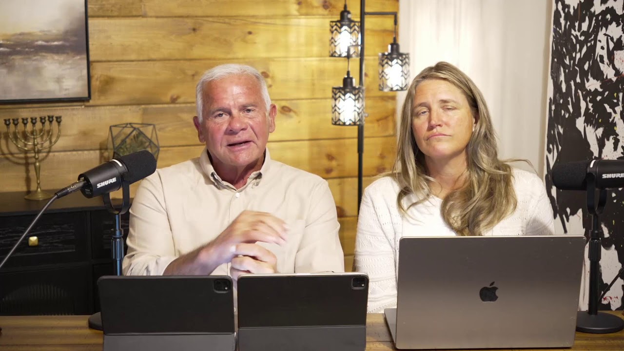 The Table with Paul Keith and Amy Davis