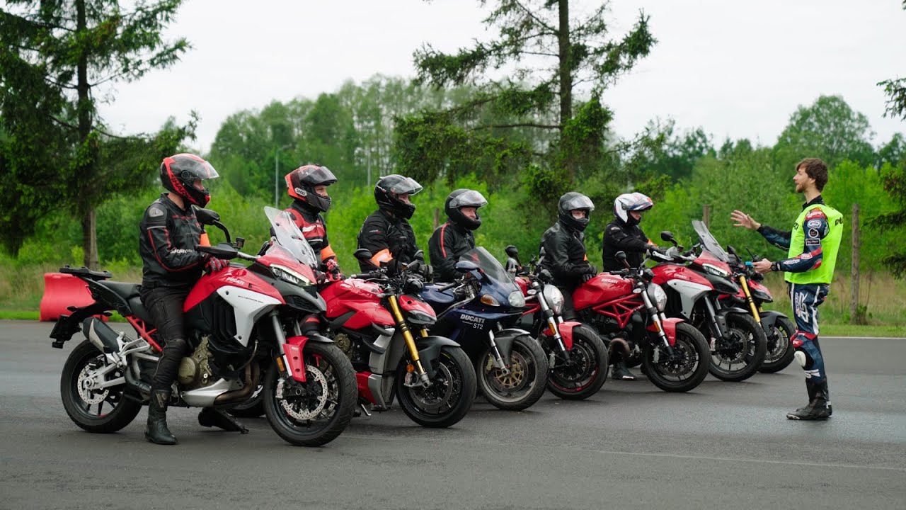Ducati Riding Experience 2022: Poziom 1 szkolenia w ODTJ Driveland