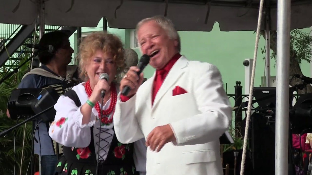Jan Lewan & Ania Piwowarczyk Sing Cyganeczka. 2019 Block Party