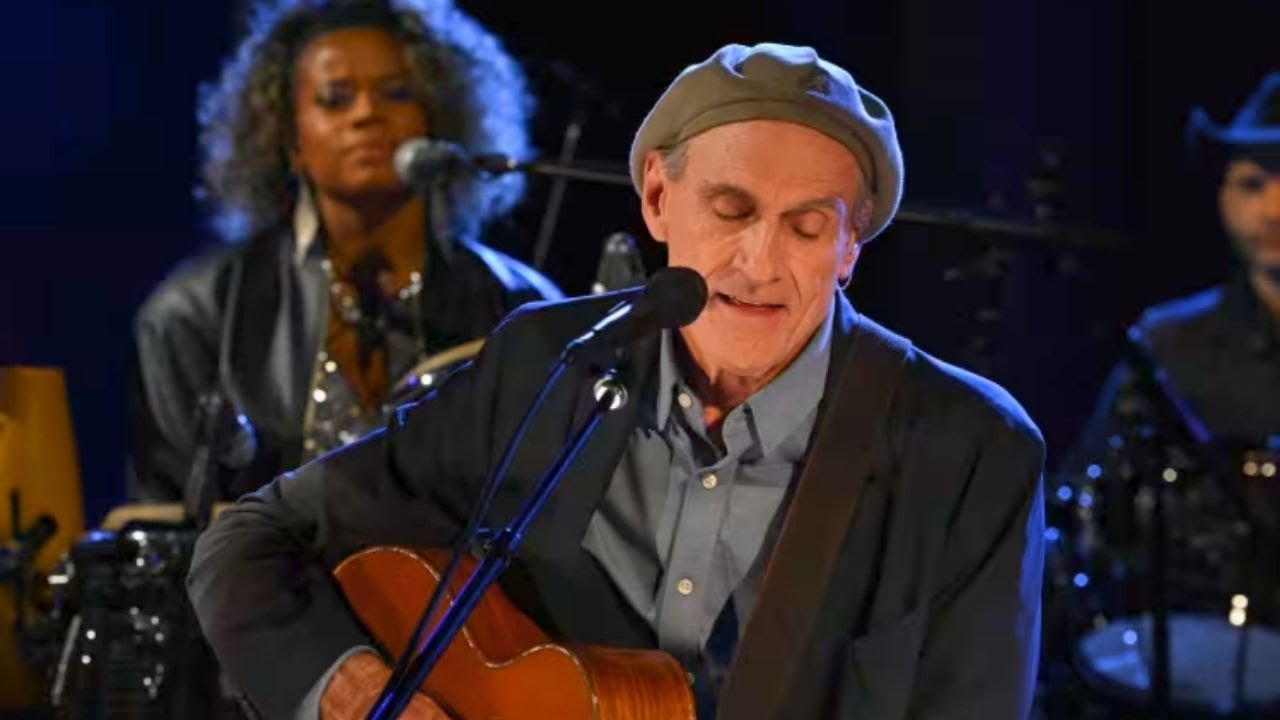 James Taylor Sings With His Son — Fans Left in Tears 😭🎶