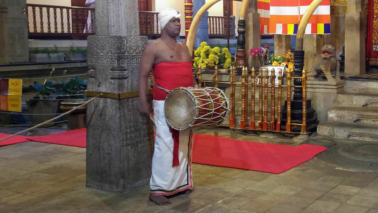 Zahntempel in Kandy (Sri Lanka) Teil 2