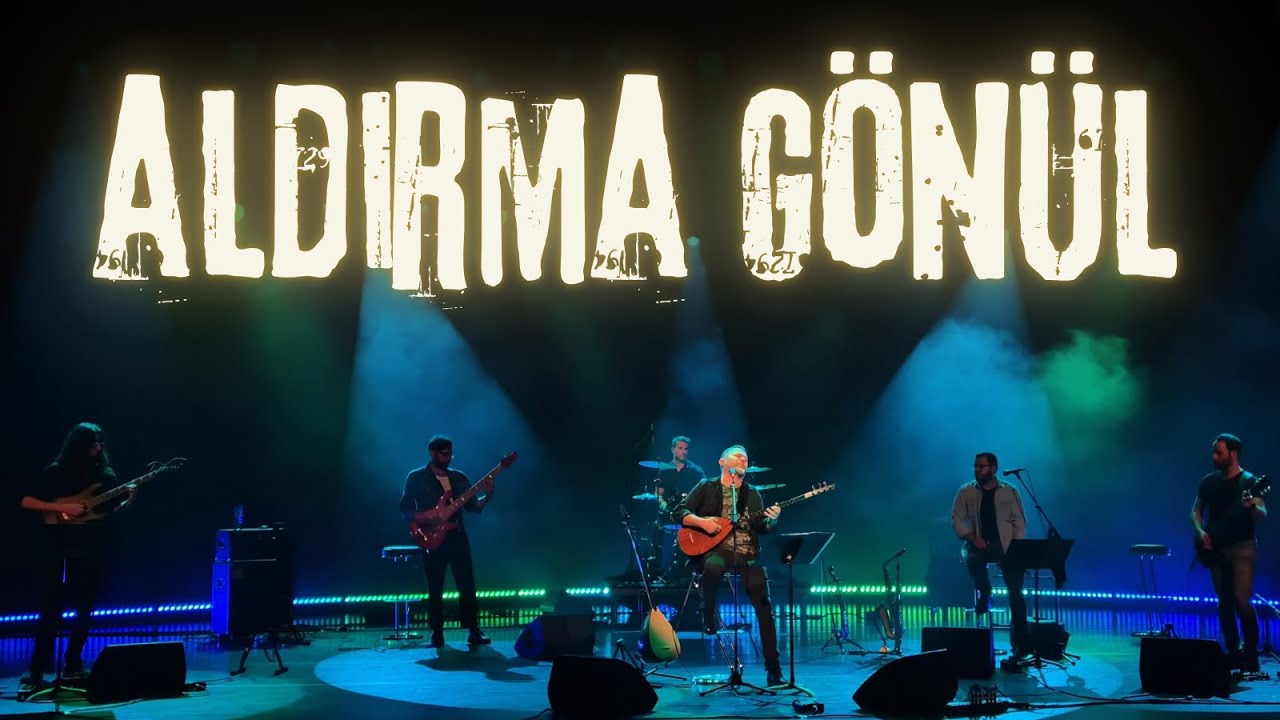 'Aldırma G&ouml;n&uuml;l' - S&uuml;vari &Ouml;zt&uuml;rk (Live Cover)