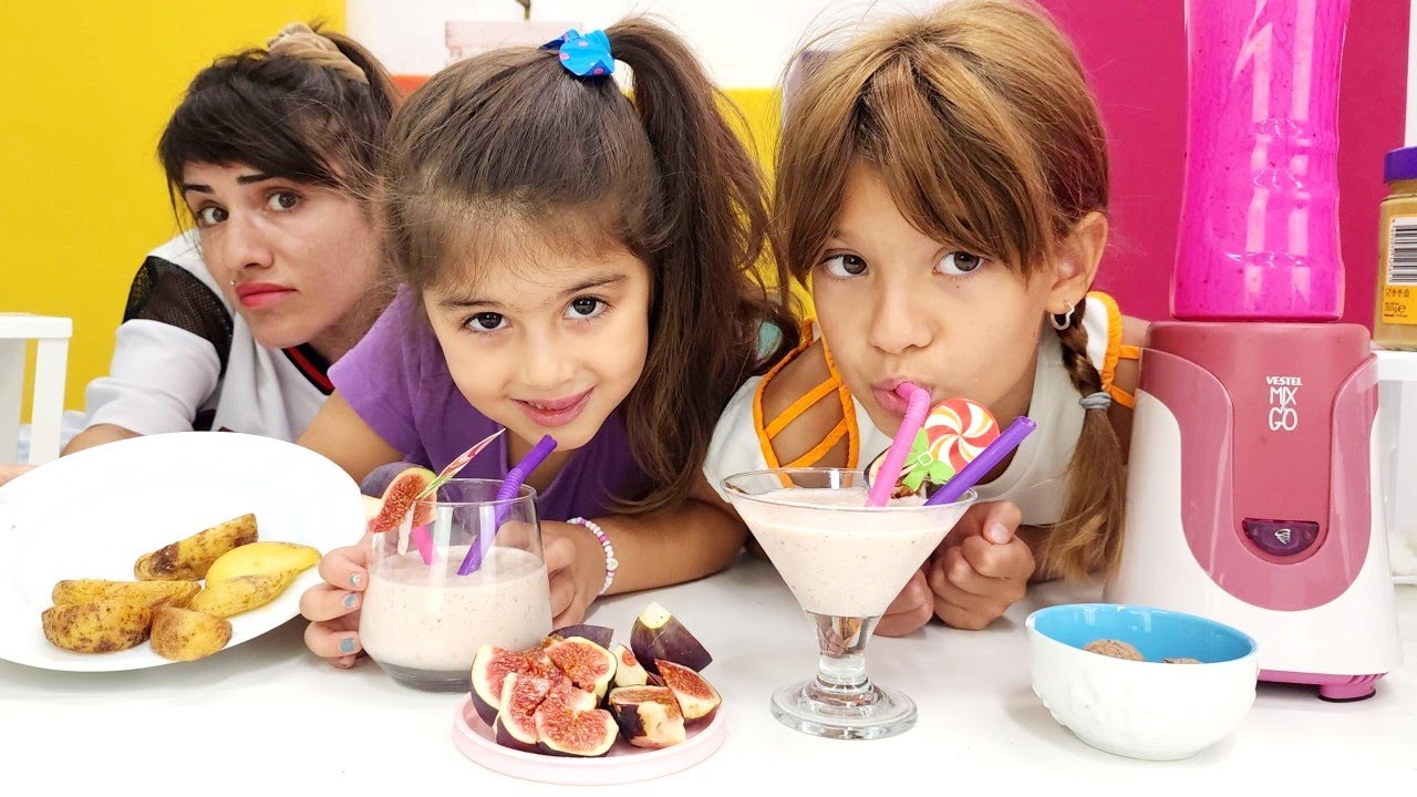 Kız oyunları. Ümit, Defne ve Zara sağlıklı, incirli smothie yapıyor. Yemek yapma oyunu