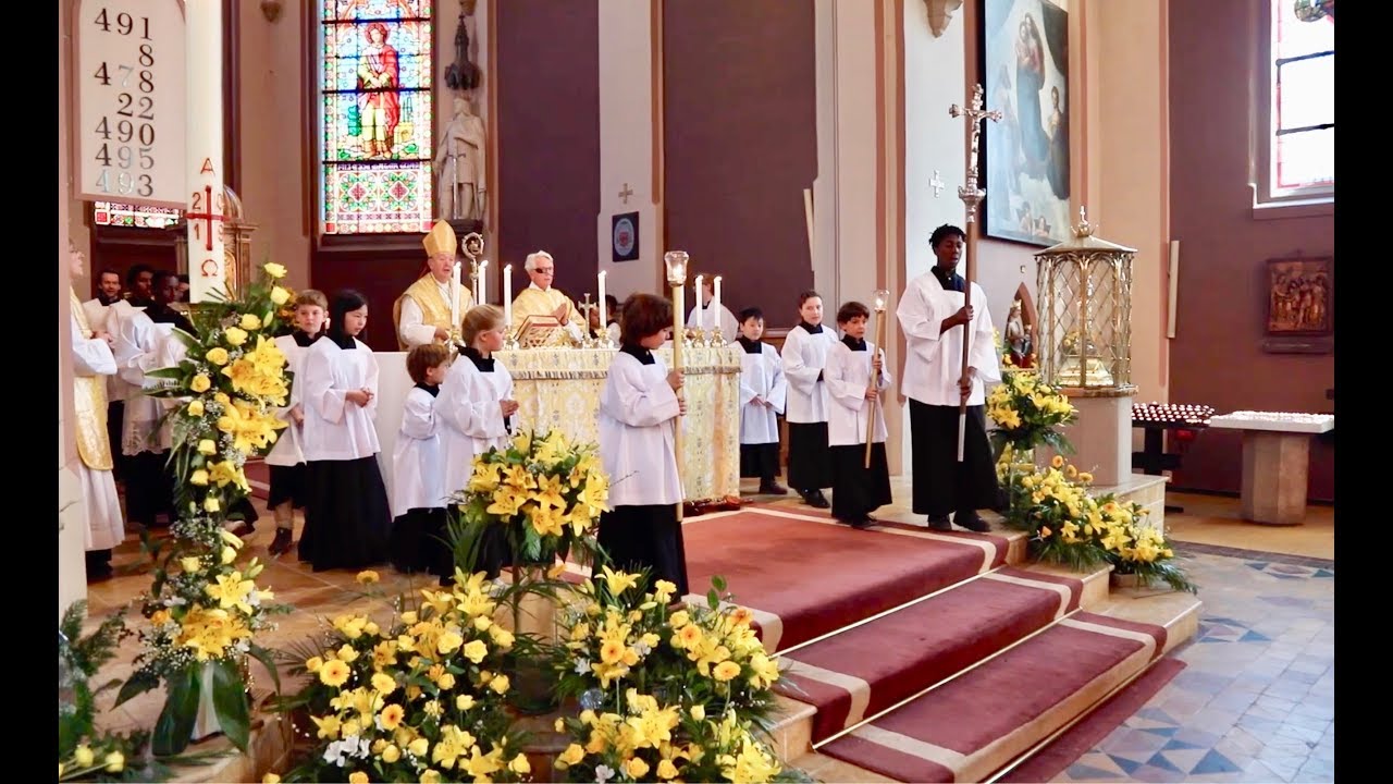 Pontifikal påskedagsmesse i St. Olav domkirke, Oslo