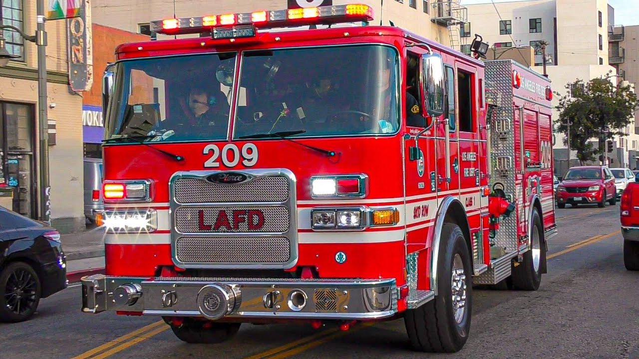 LAFD Engine 209 & Rescue 209 Responding 