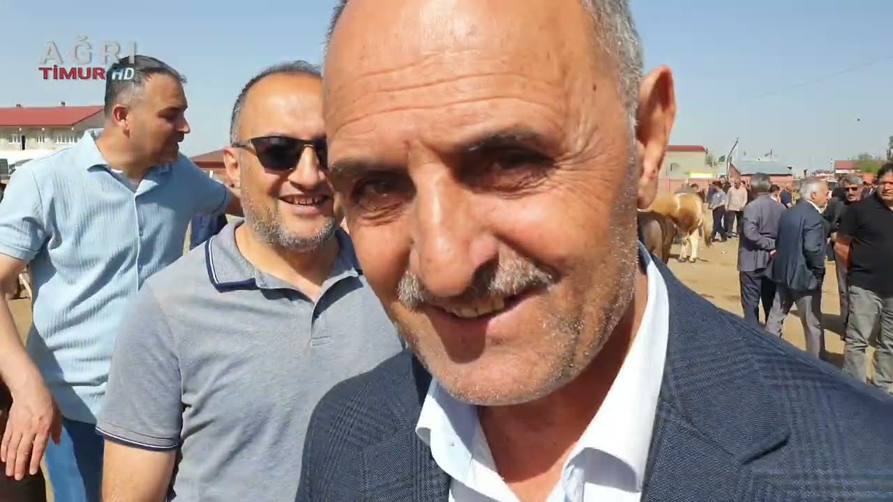 Ağrı'da Kurban Bayramı öncesi hayvan pazarlarında yoğunluk yaşanıyor.