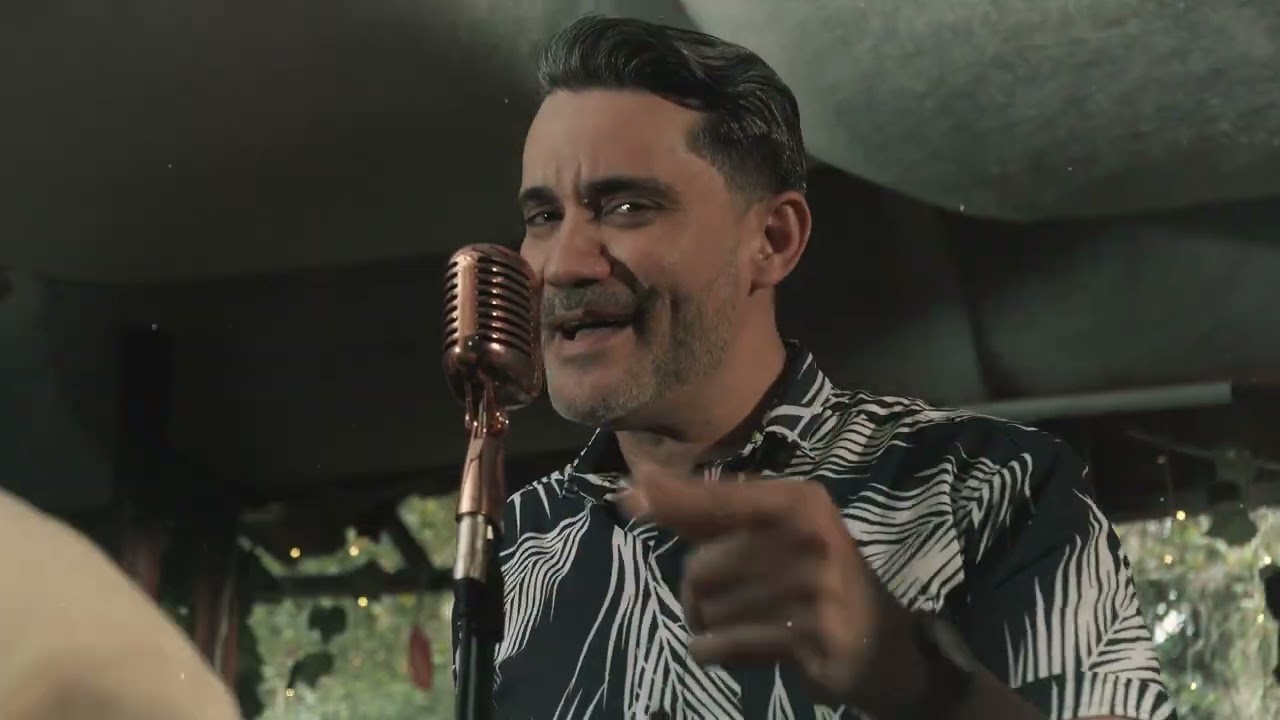 Michel Urdaneta  - Porro y nada más (Official Video)