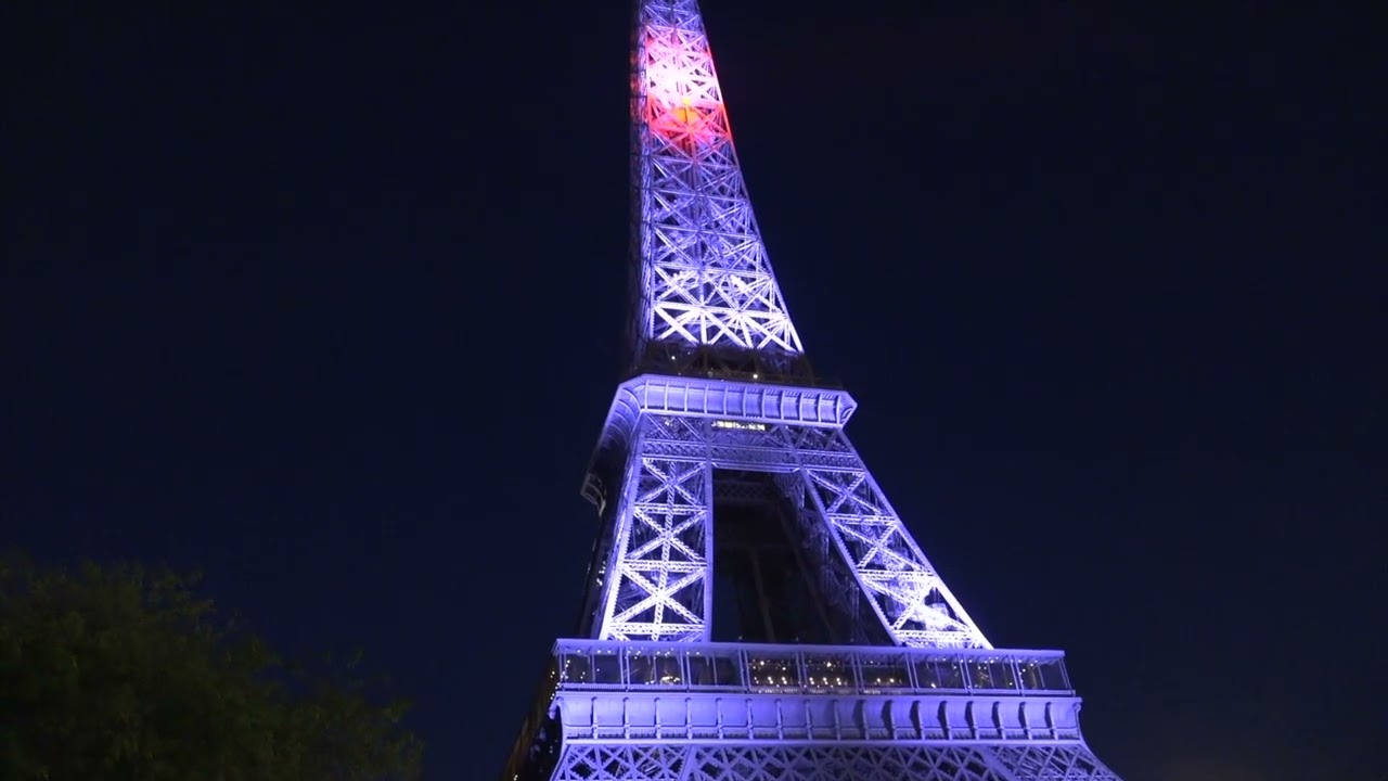 La tour eiffel à Paris