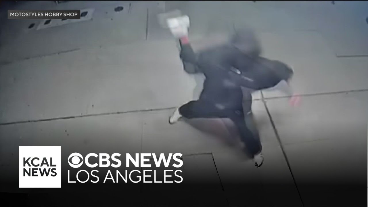 Vandals lob rocks in failed attempt to destroy Granada Hills storefront