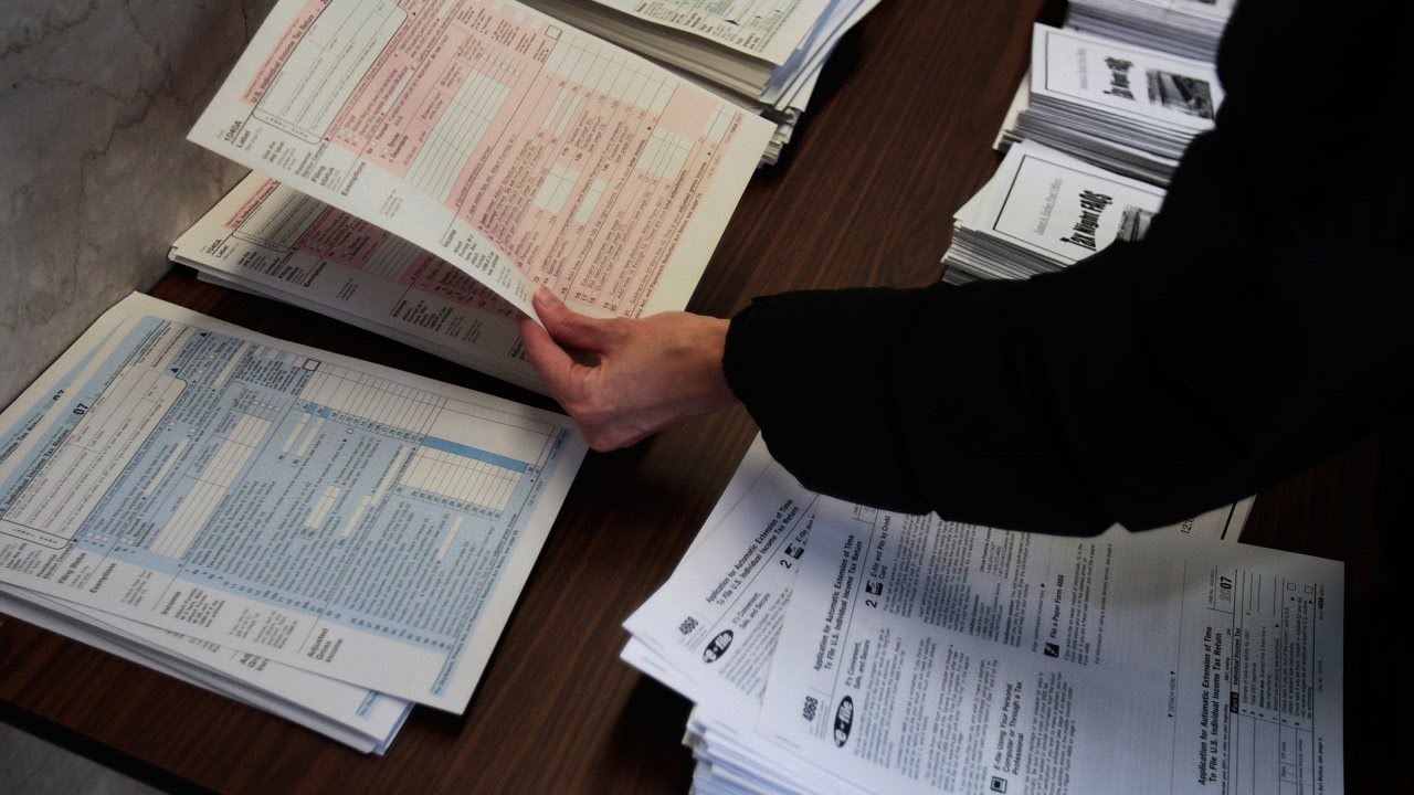 Employers offering paid leave may get tax credit