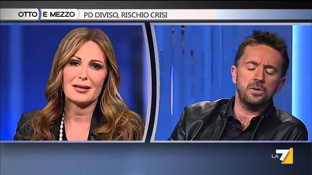 Scanzi vs Santanchè: 'L'autobus le è caduto sul cervello', 'Faccia teatro, trombato!'