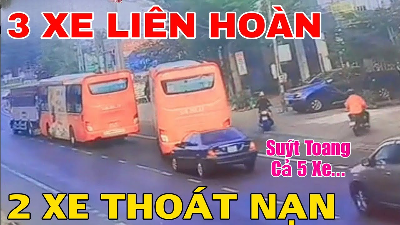 Tai Nạn Liên Hoàn , 3 Xe Gặp Nạn , 2 Xe Thoát Nạn Đầy MAY MẮN !