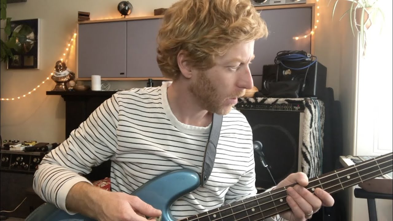 Biffy Clyro - Tiny Indoor Fireworks (Bass Tutorial by James)