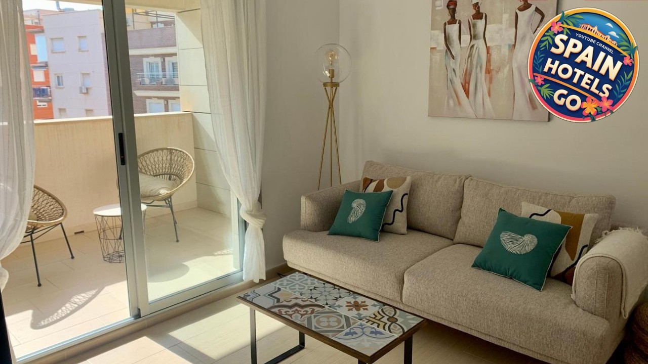 Precioso apartamento primera linea de playa | Aguilas, Spain | Hotel Review 🏨