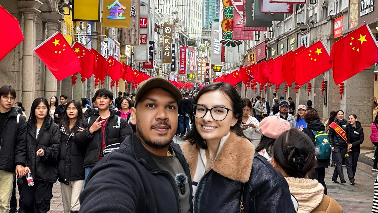Exploring The Biggest Whole Sale Market of Guangzhou China