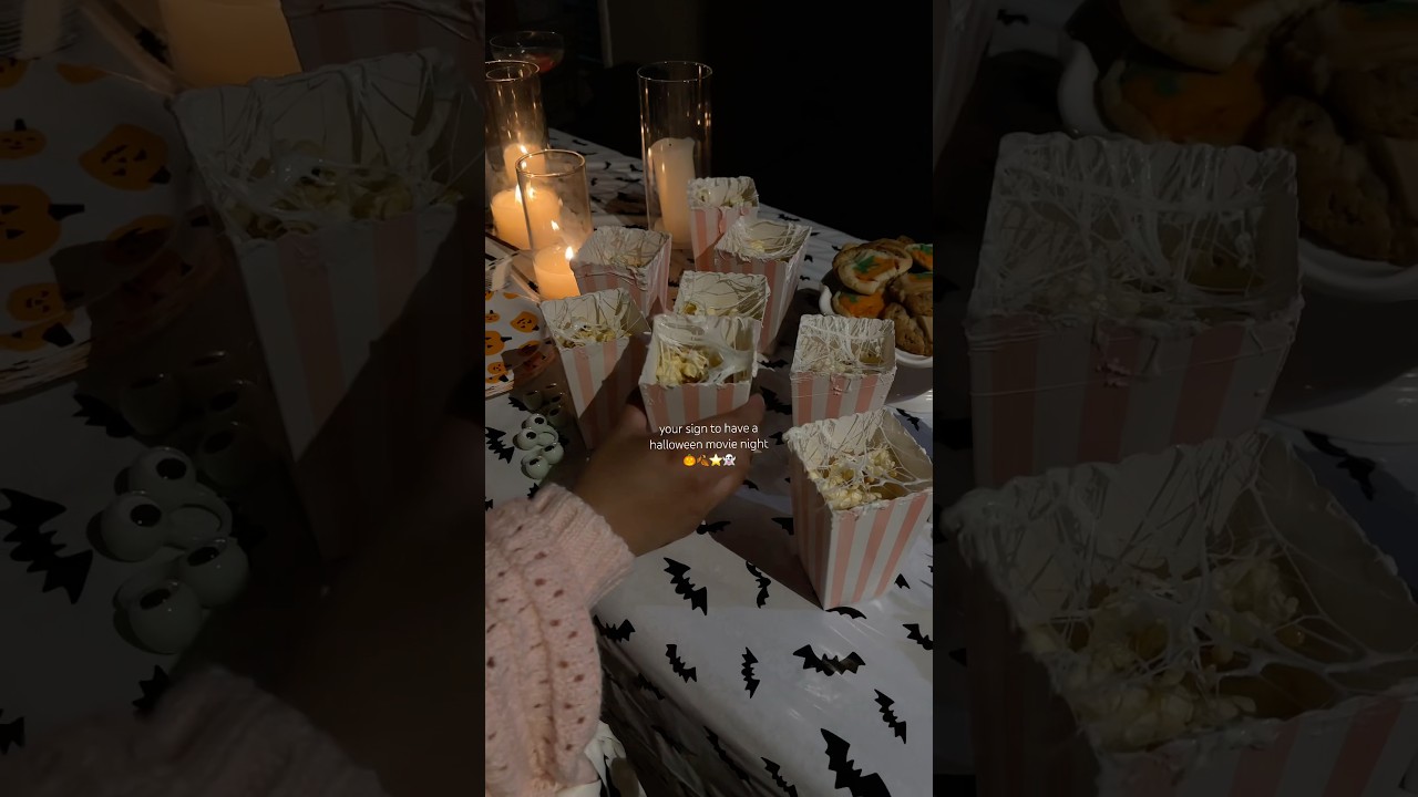 SPOOKY MOVIE NIGHT 🎃🍂#halloween #halloweenparty #friendship #movienight #girls