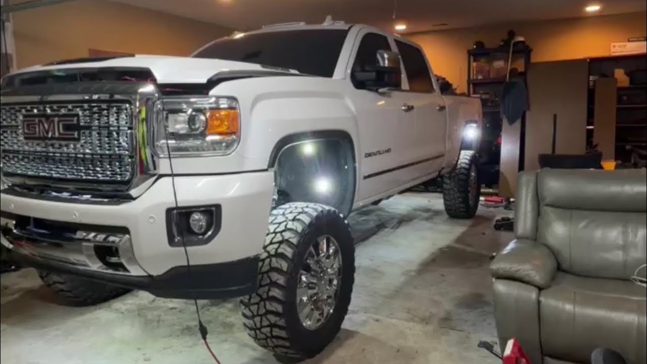 Installing 4.5 BDS Lift Kit And 10 More Rock Lights On My Denali!! 