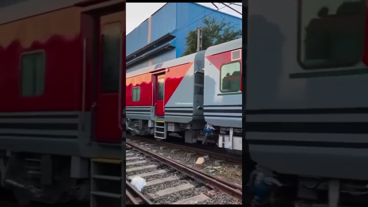 Premium Rail Coach Mera Bharat Aage Bad raha Hai #trendingreels #viralvideo #shortvideo #railway