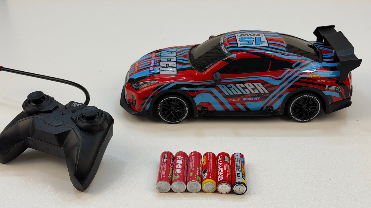 Unboxing RC vintage buses,RC high-speed supercars,urban RC transport trucks and cranes,dancing robot