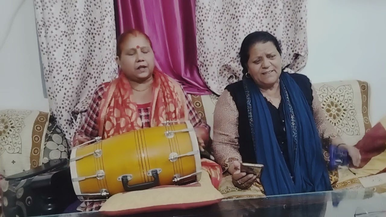 Lal Lal Ude Re Gulal Balaji Tere Mandir Mein Holi ke aapko Badhai