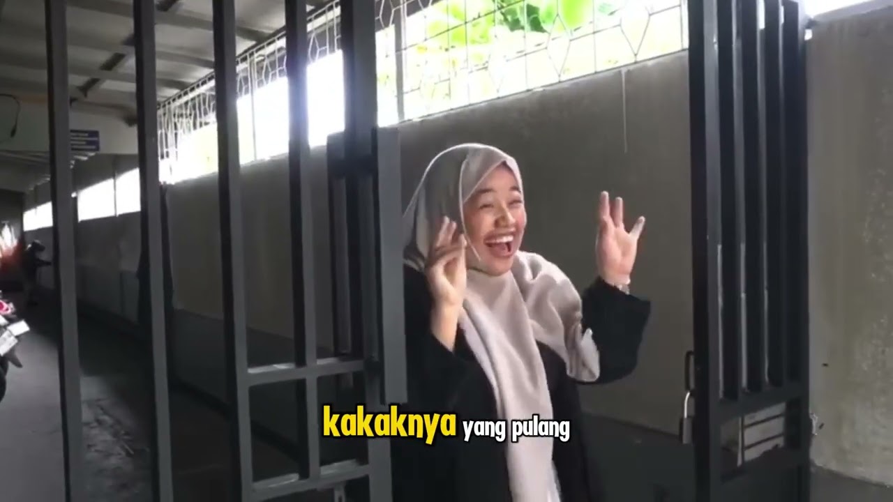 Aku kakak, aku juga manusia 