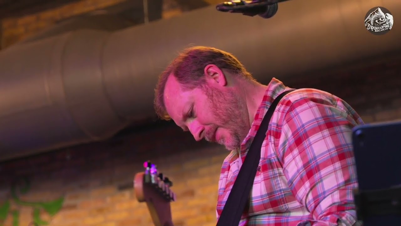 Porcupine Avalanche covers Heroes (David Bowie) at 28 Mile