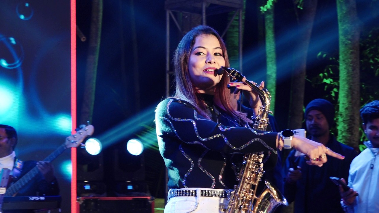 Lipika Samanta Hit Song || Badan Pe Sitare Lapete Huye || By Saxophone Queen Lipika || Bikash Studio