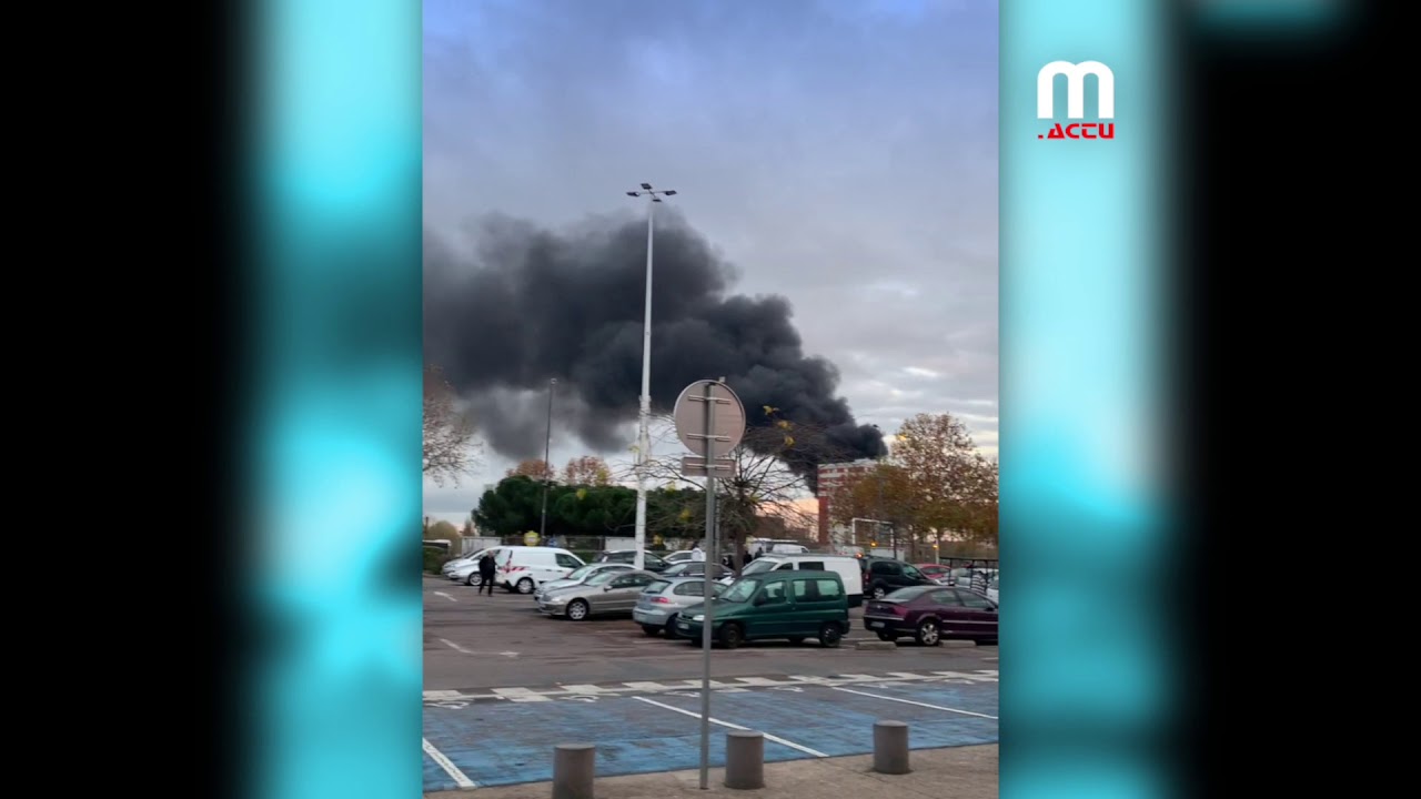 INCENDIE IMPRESSIONNANT AUX MUSICIENS (LES MUREAUX)