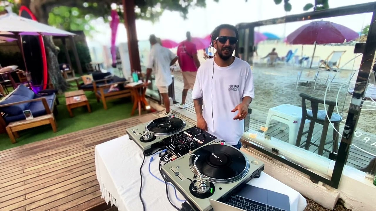 Pagode Vibes 🇧🇷: Set Relaxante de Pagode e Samba na Praia (Porto Belo, SC) - Dj Leokdio