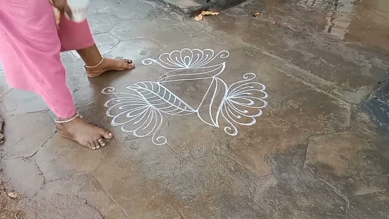 Try this type of rangoli for Friday morning 🌅🌅🌅
