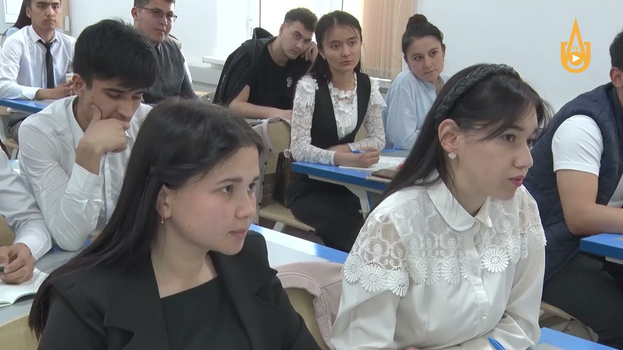 Преподаватели российских филиалов НИТУ МИСиС проводят профориентацию в Алмалыке