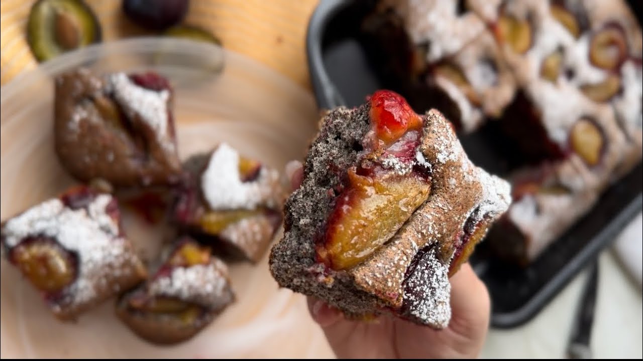 Szilvás Mákos Kevert ☺️ 15 perc alatt kész, ez a szaftos sütemény!Próbáld ki! #recipe #szilvás #food