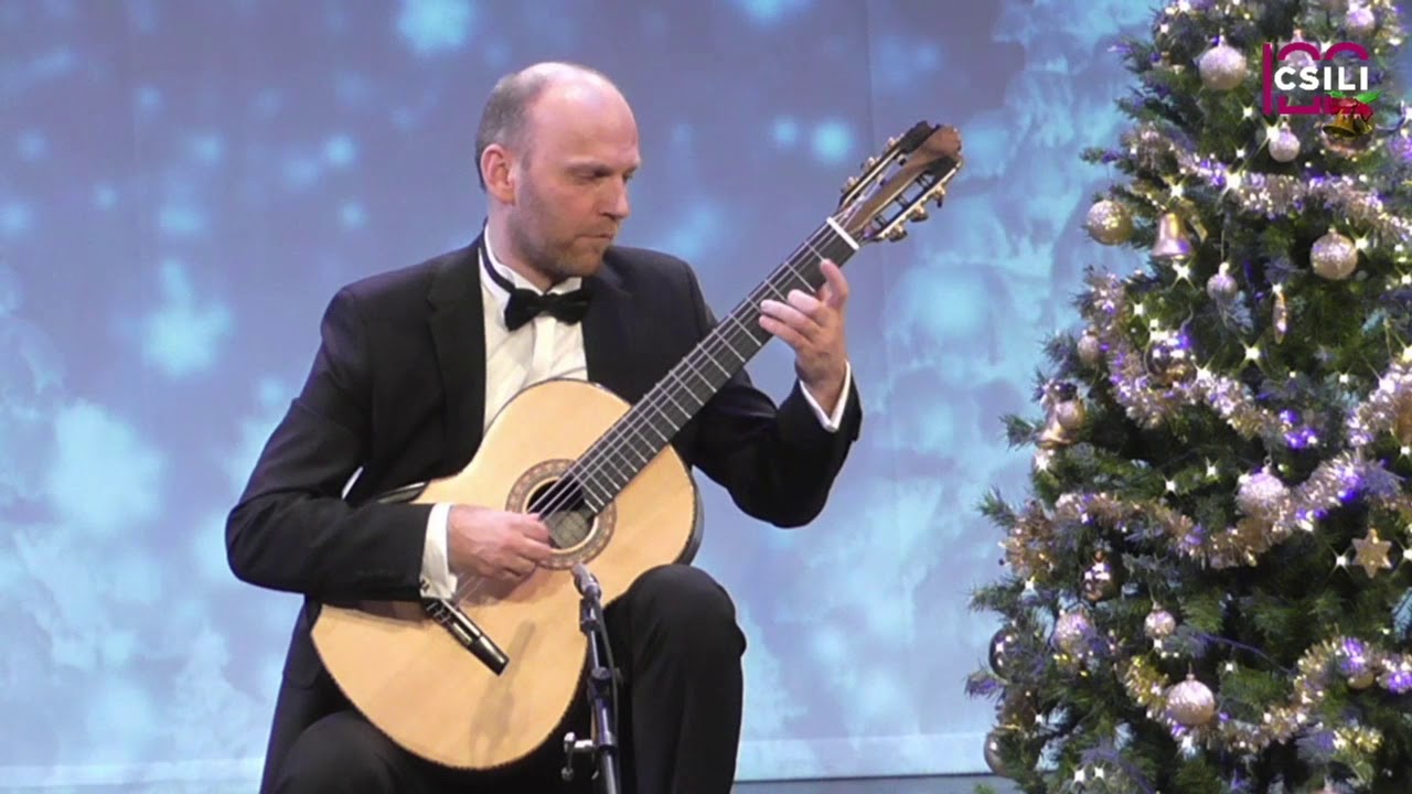 Ferenc Bernath play Berceuse by Leo Brouwer