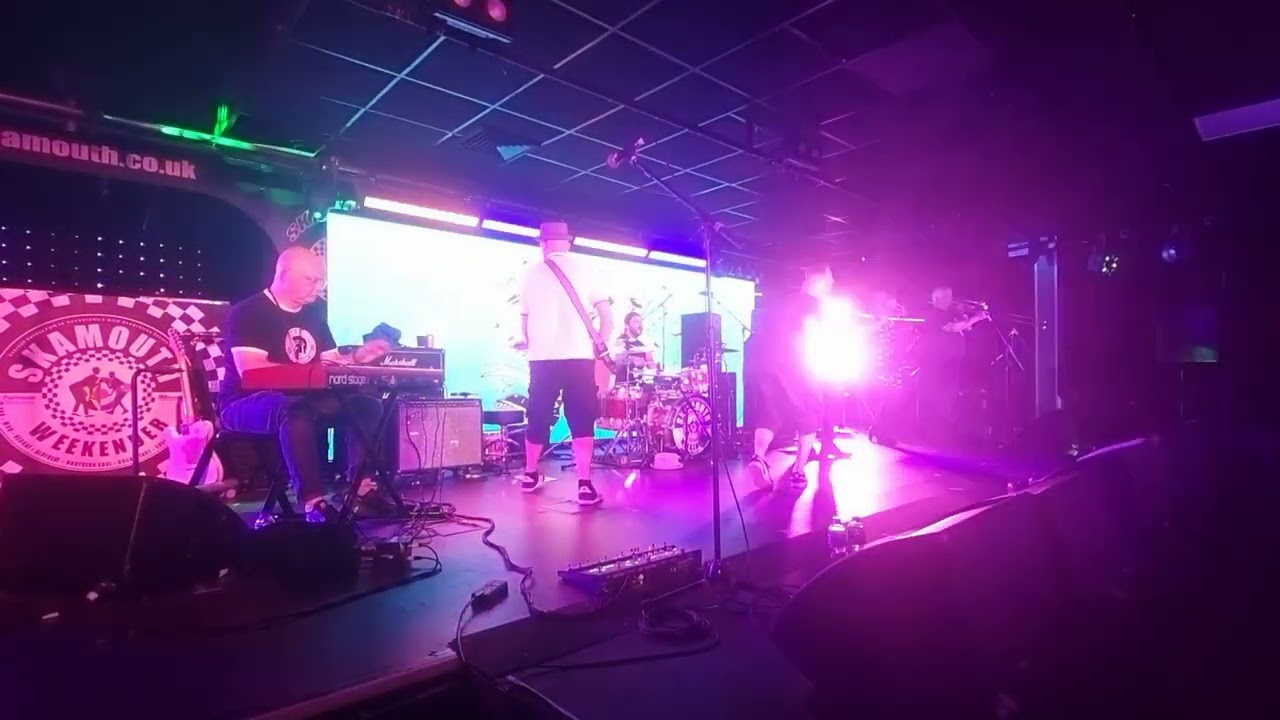Special Brew  - Big 10  - Skamouth