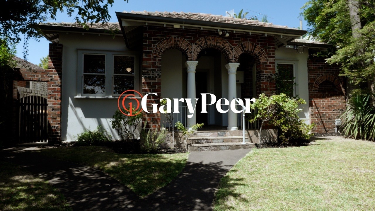 17 Bayview Street, Elsternwick - Presented by Phillip Kingston