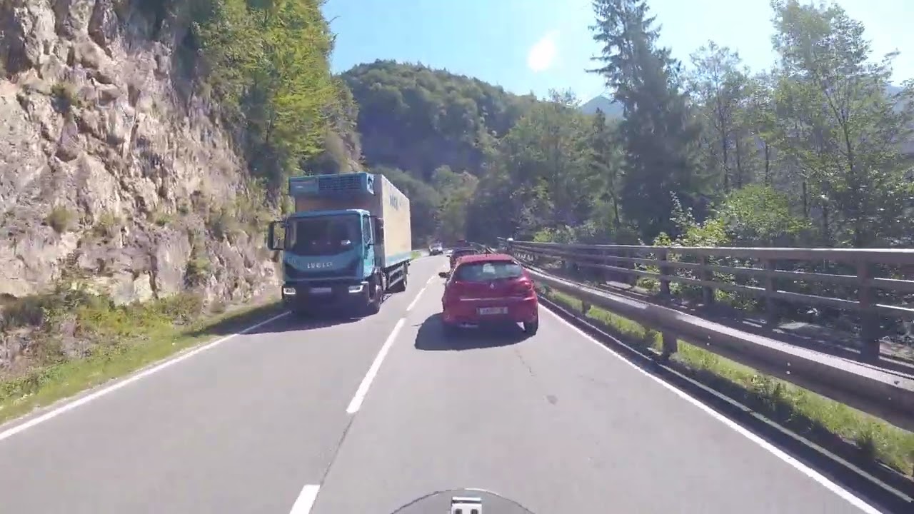 2022 - Romantikstraße (16) / Im Gänsemarsch von St Gilgen Richtung Mondsee 😕