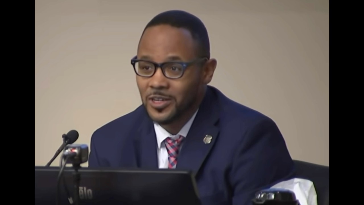 Следователь вспоминает, как опрашивал жертв стрельбы в школе в больнице.