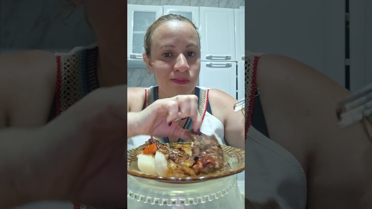 Janta,macaxeira com bife de fígado bovino
