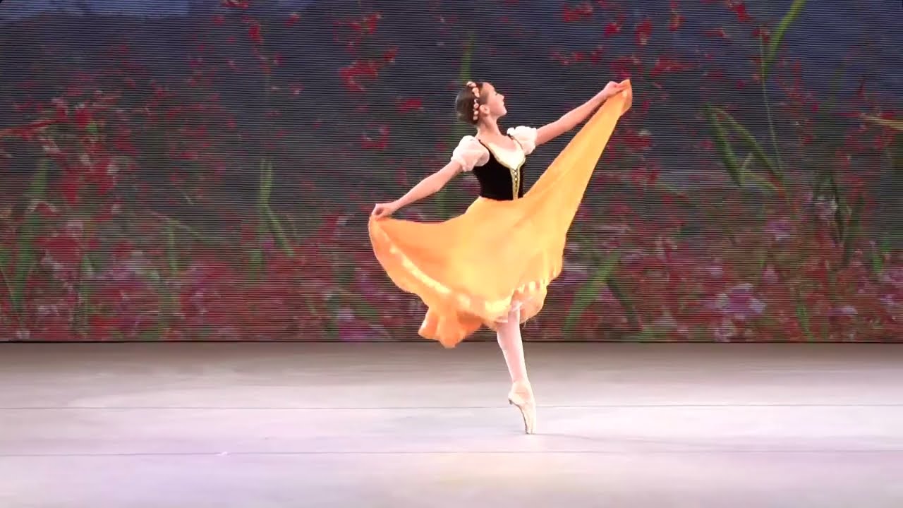 Norwegian Dance (Pas de Trois) - Lavrovsky Ballet School