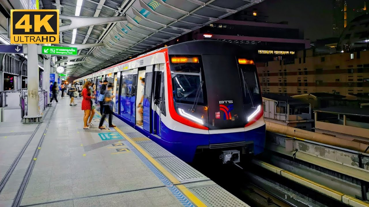 [4K]รถไฟฟ้า BTS สถานีสะพานตากสิน S6 , BTS in Silom line@Saphan Taksin Station S6 at night