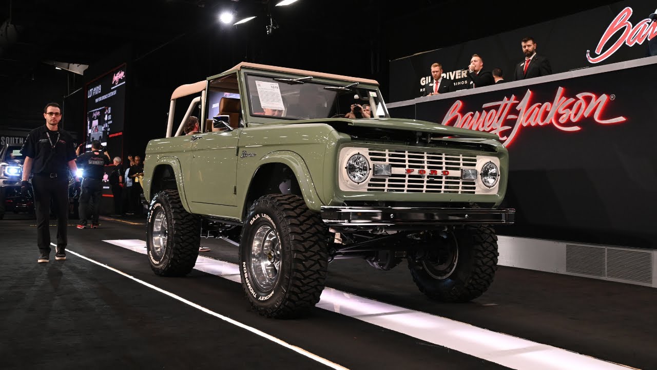 ПРОДАНО! 1969 Ford Bronco Custom SUV &mdash; BARRETT-JACKSON, Осенний аукцион 2025 года в Скоттсдейле
