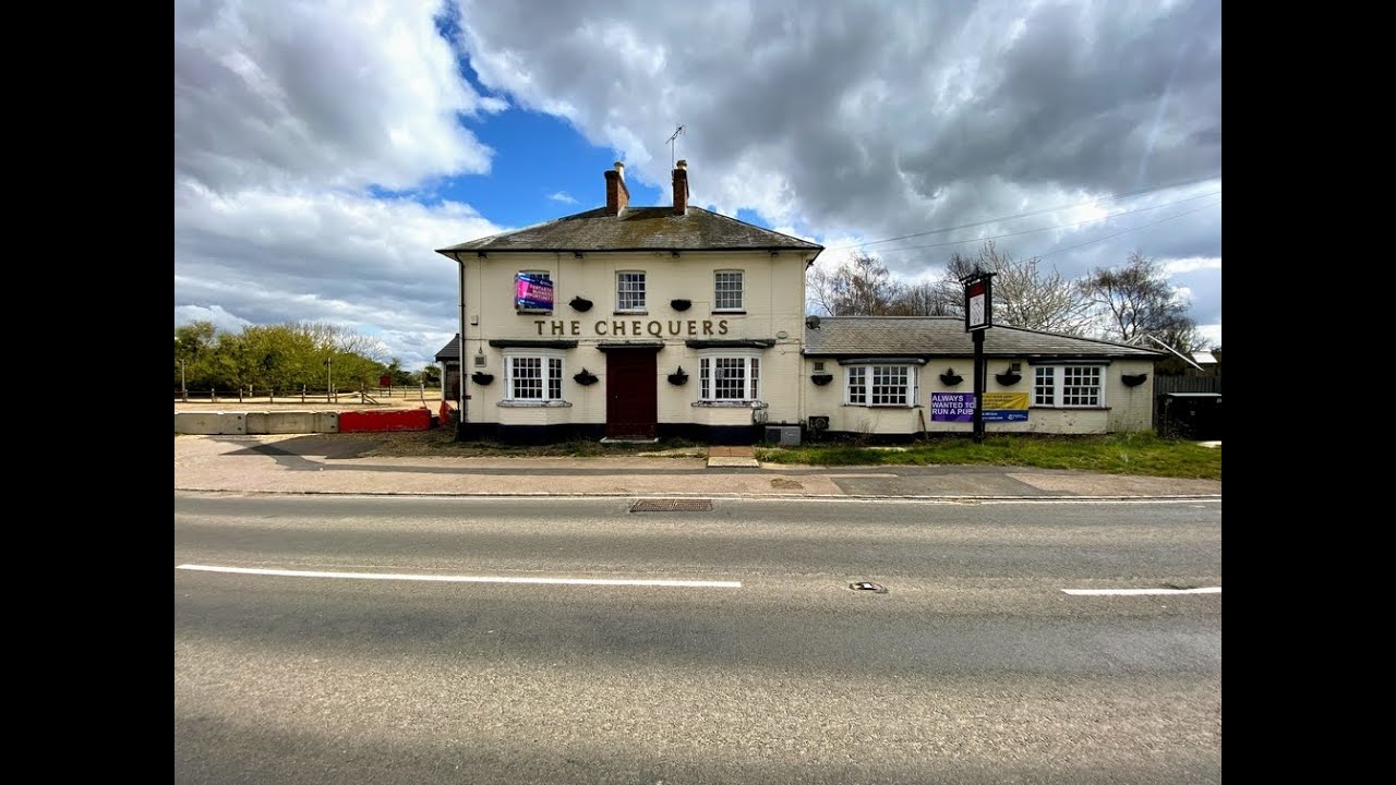 Houghton Conquest   The Chequers - Pub for Sale