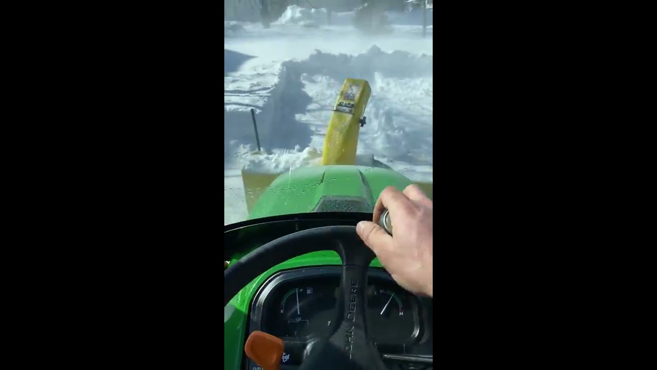 John Deere x739 All wheel steer with 54 inch snowblower