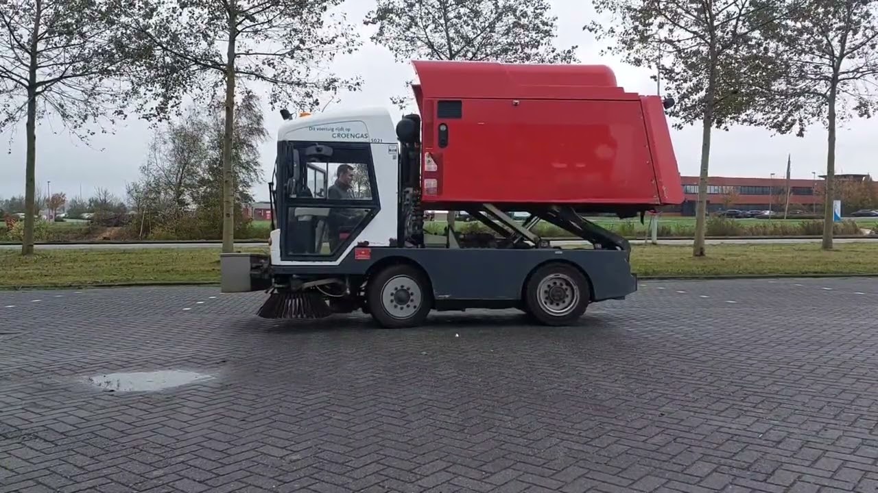 Veegmachine Ravo 4-Series CNG 3D cam bouwjaar 2012