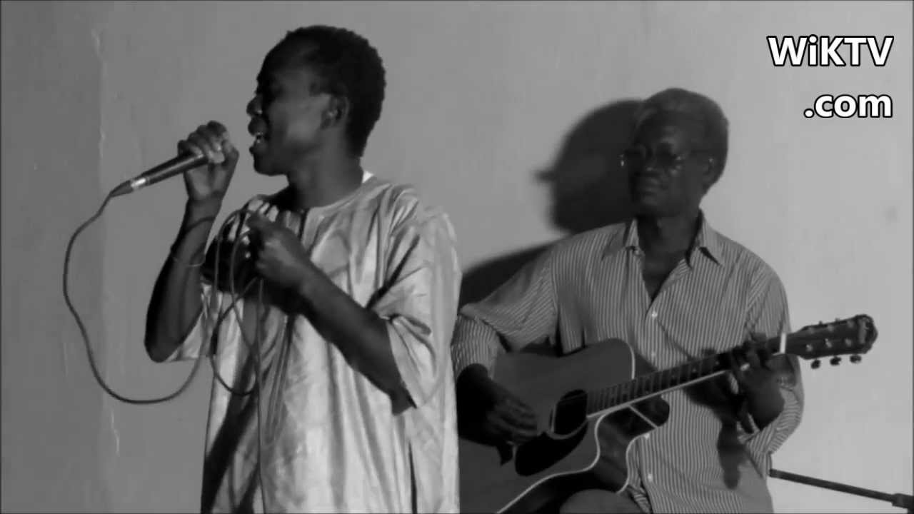 Ngaari-Laaw interpréte 
