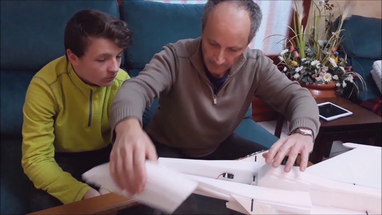 Construction Jet Rafale en depron v1