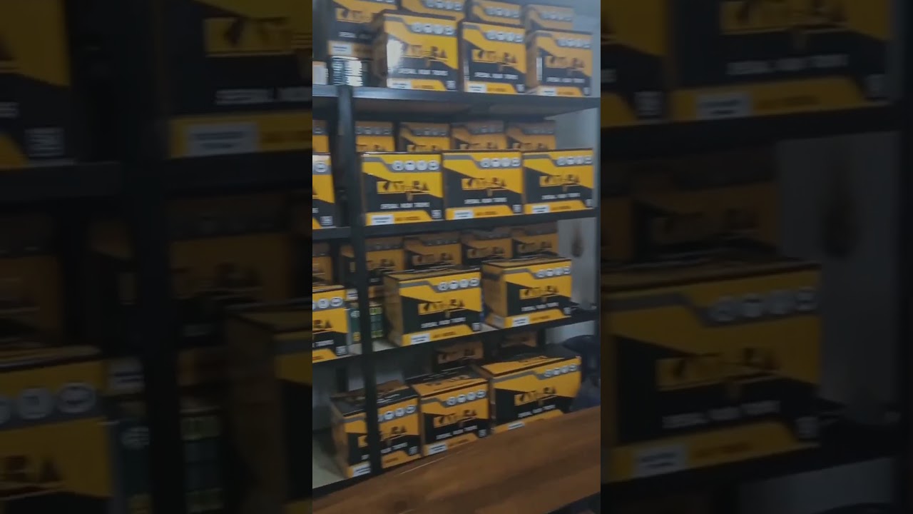 AKI #store #shorts #indonesia #solo #mechanic #battery #car #startengine #machine #start #goat