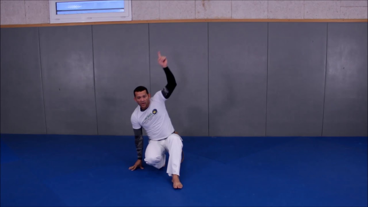 Como fazer o S-Dobrado (capoeira) Acrobacias