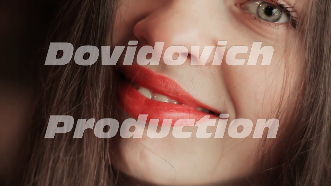 Beautiful attractive young girl. A joyful look. Sensual lips. Face close-up.